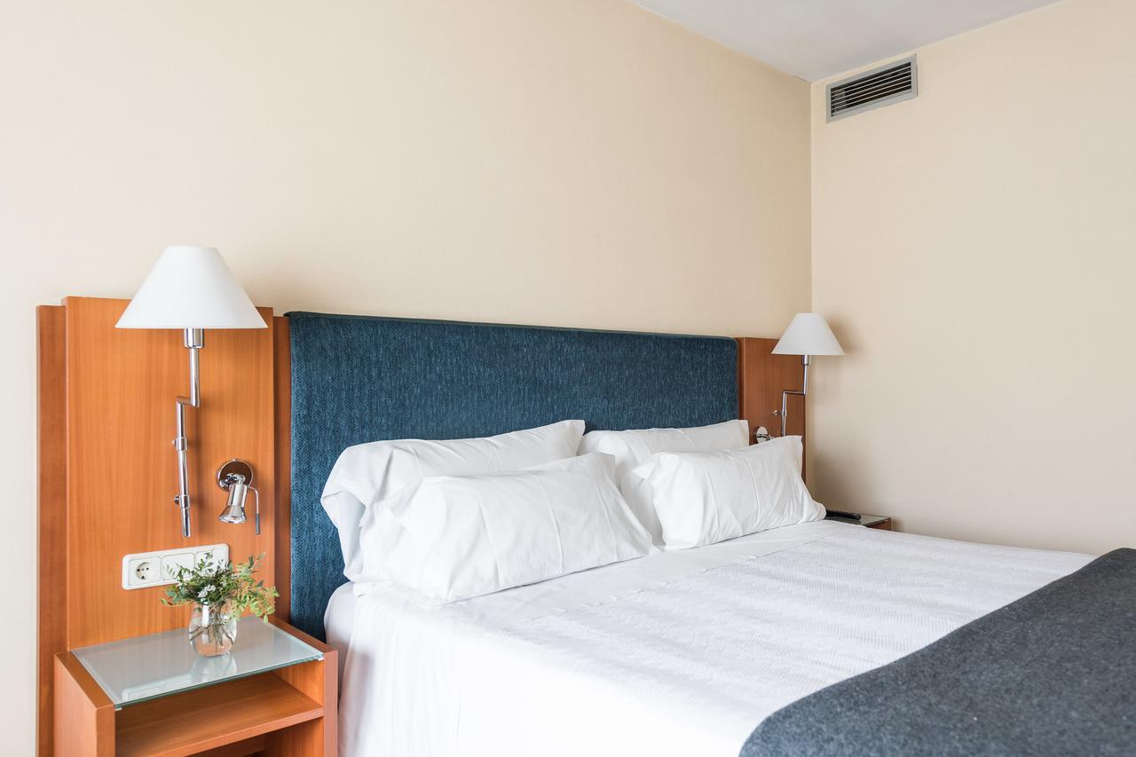 Up Rooms Vic Hotel Eksteriør billede